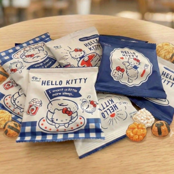 J-小憩時光荳之家翠果子 Hello Kitty 聯名帆布包米果